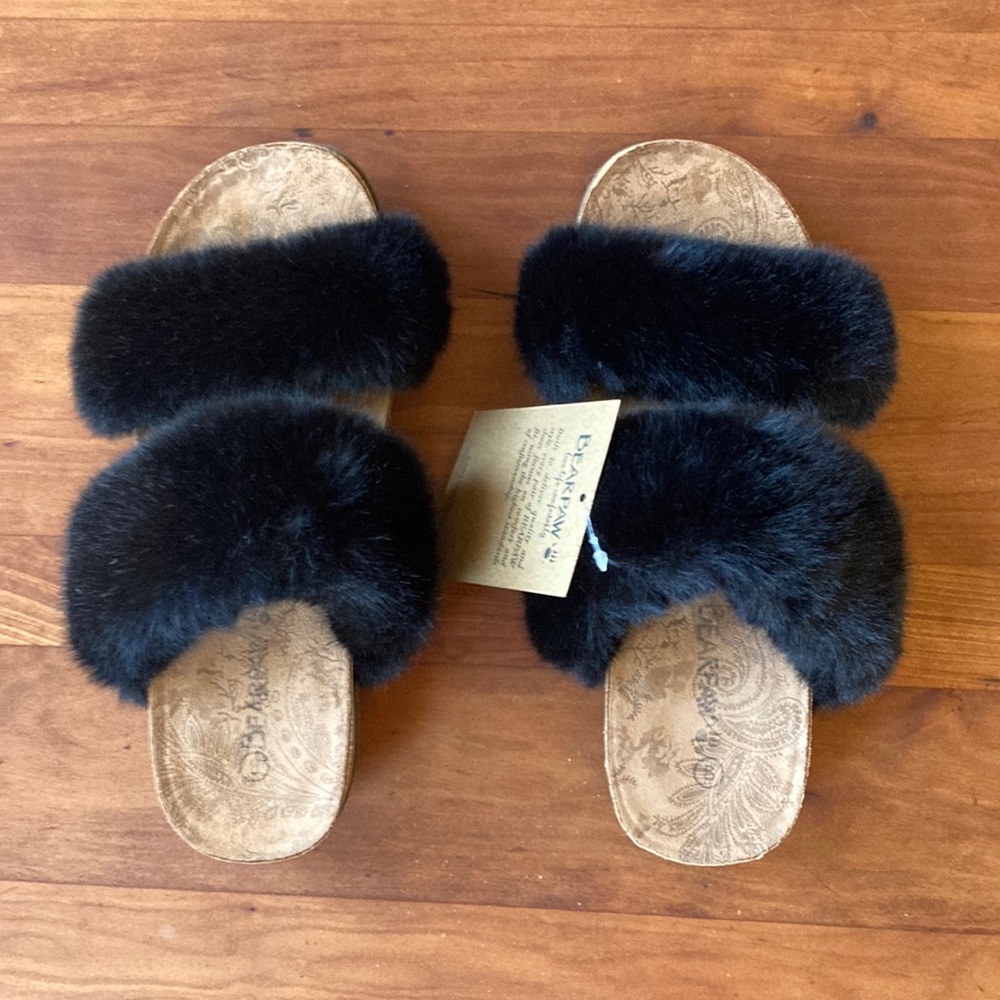 BearPaw Analia fuzzy sandals - Picture 4 of 12